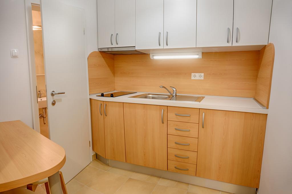 Sea View Guesthouse Opara Пиран Стая снимка
